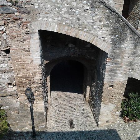 Bed & Breakfast Castello Padenghe sul Garda Luaran gambar